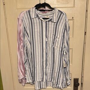 Pair of Terra & Sky long sleeve shirts